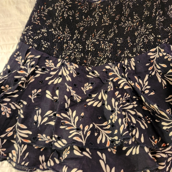 Zara black floral eyelet mini sports size small to medium - Picture 8 of 11